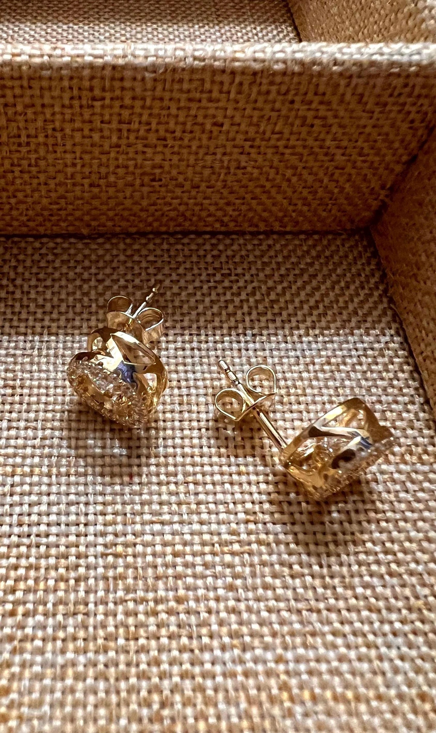 Gold Stud earrings,round stud earrings CZ Stud Earrings,Everyday Earrings Pave Clear Cubic Zirconia Earrings minimalist earrings