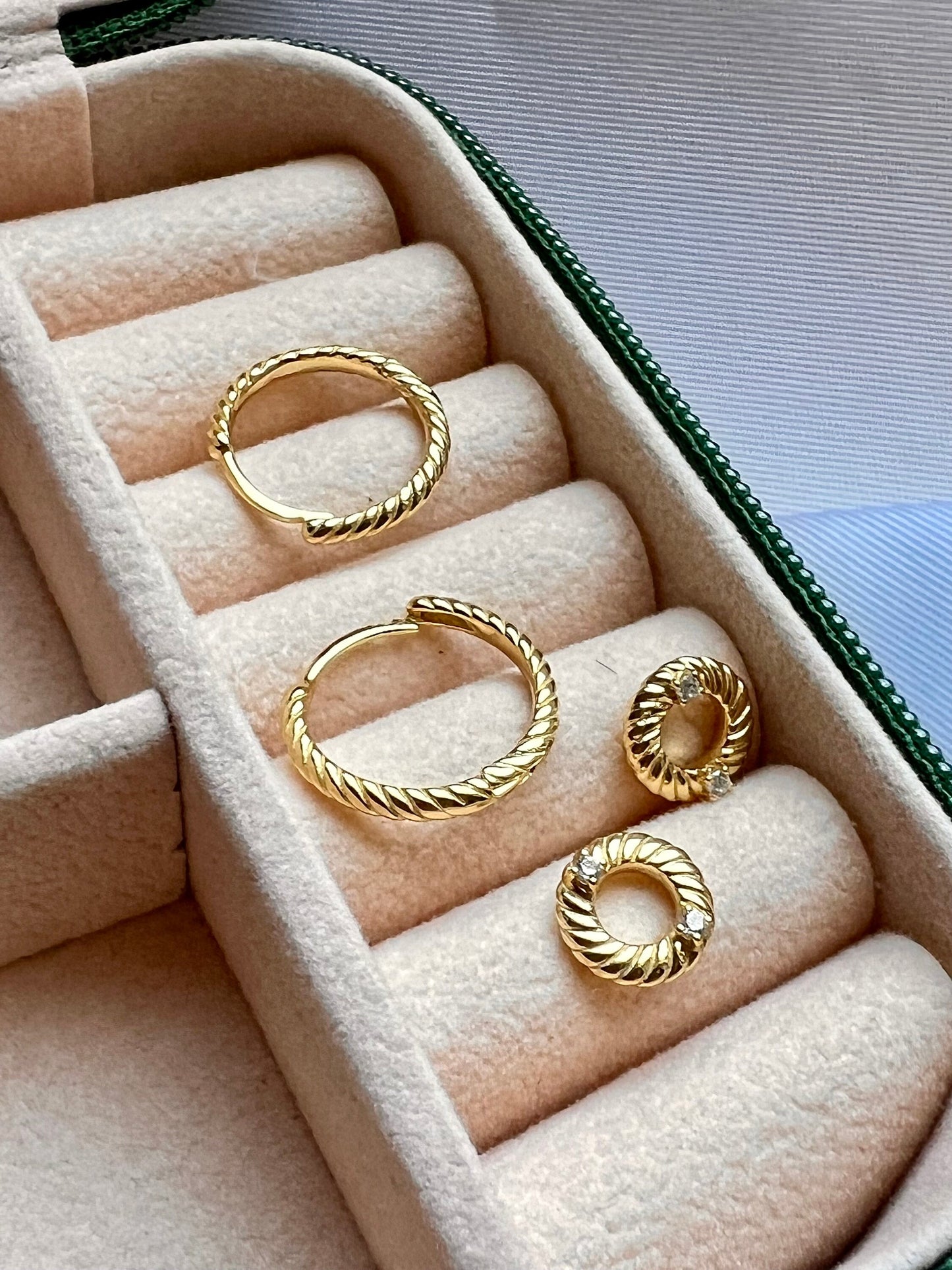 Twisted Spiral huggie earrings,Everday Huggie Earrings, Twisted hoop earrings for women cable hoop earring Rope Huggies ,Gold small hoops