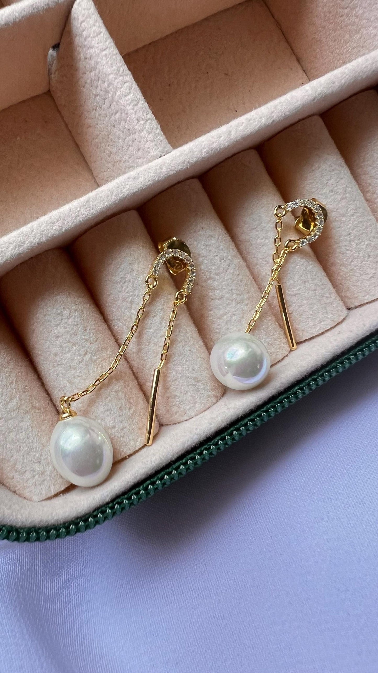 Gold-Plated Freshwater Pearl Dangle Earrings: Elegant Bridal Jewelry