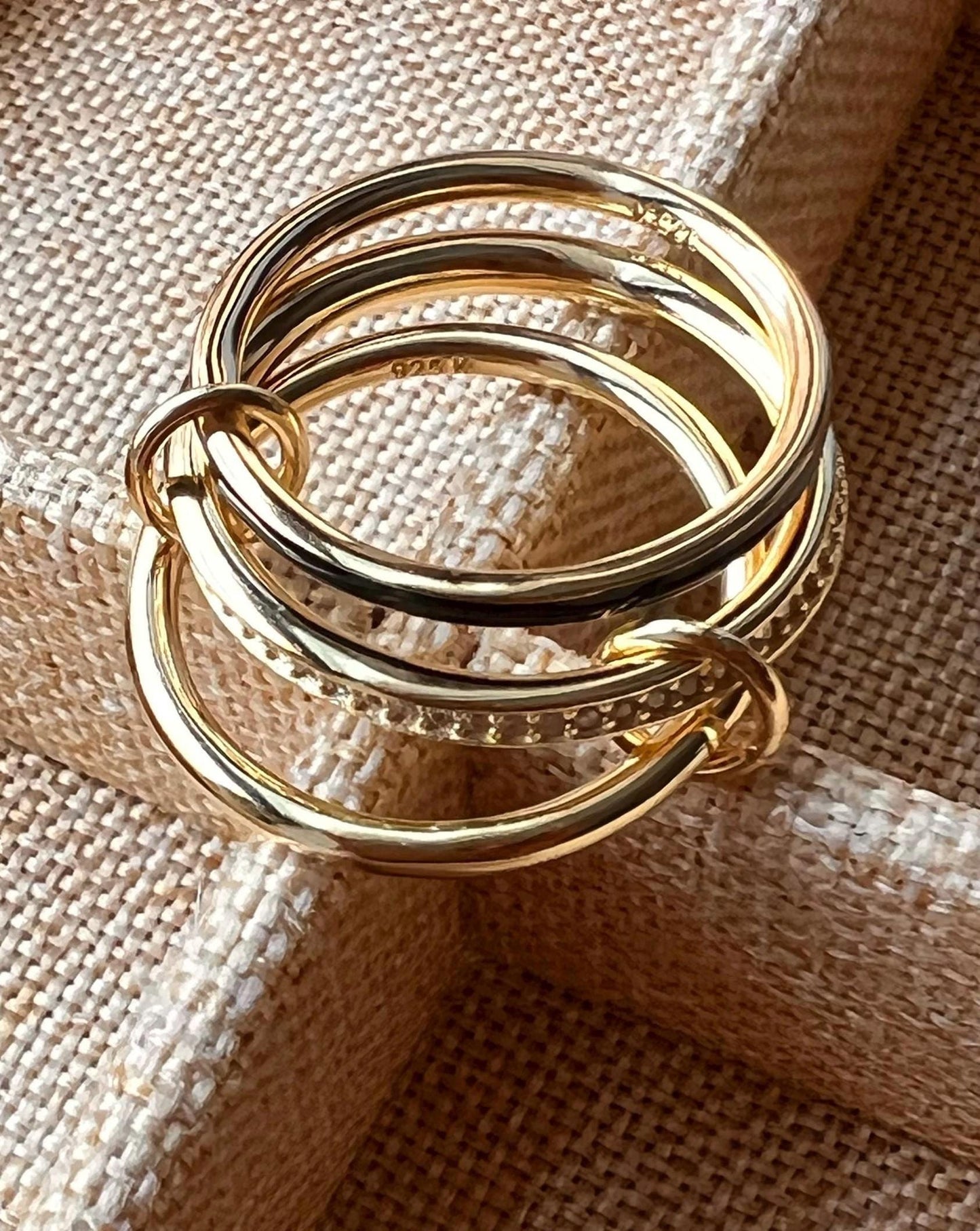 Gold Plated Interlock Ring with CZ,Multi link Connected Ring,Chunky Ring,Interlinked Gold Ring,Interlocking Silver Ring