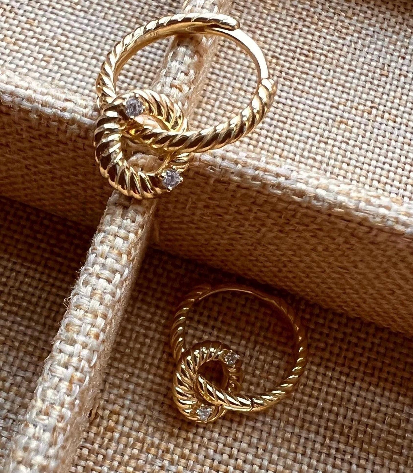 Twisted Spiral huggie earrings,Everday Huggie Earrings, Twisted hoop earrings for women cable hoop earring Rope Huggies ,Gold small hoops