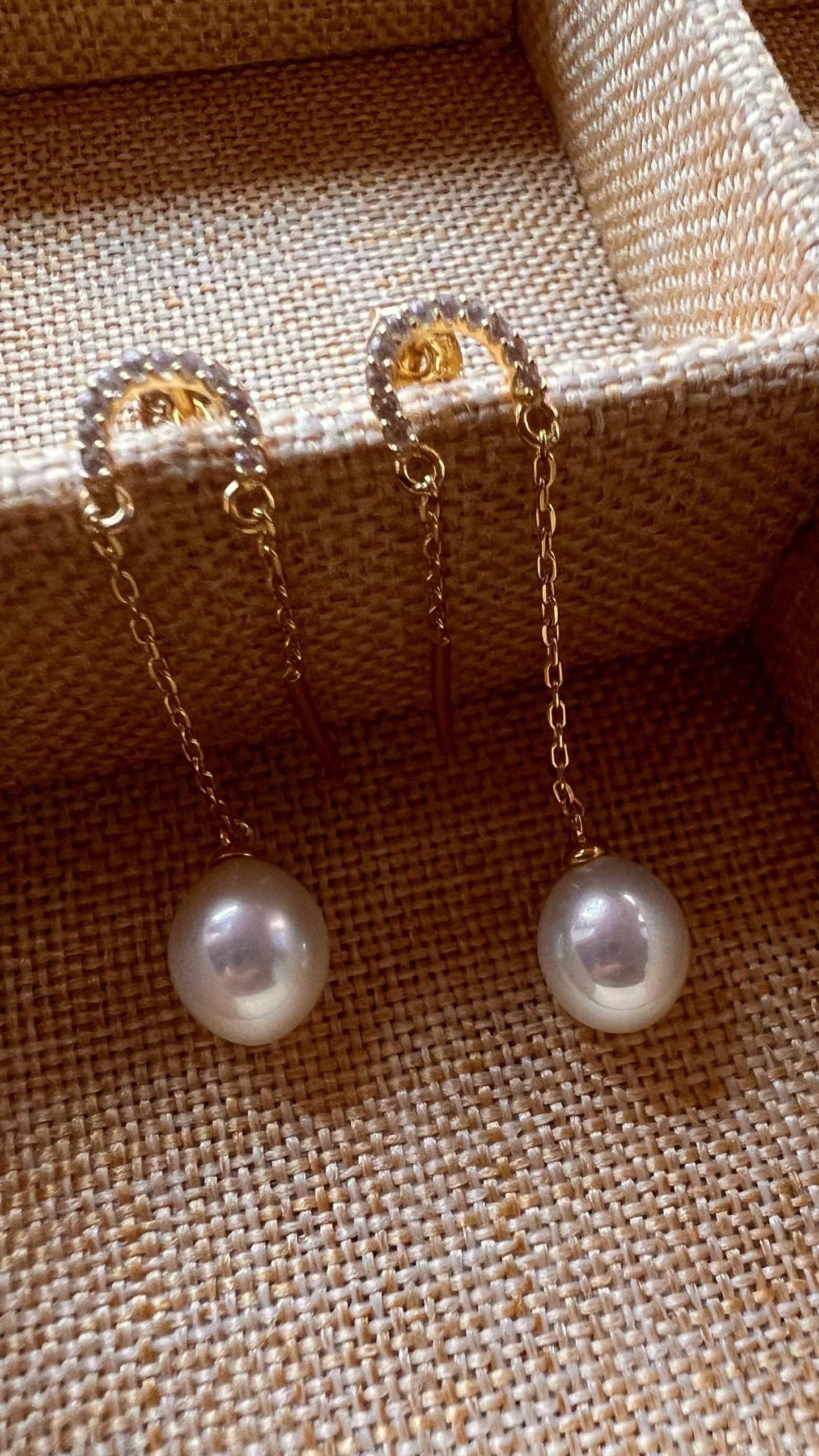Gold-Plated Freshwater Pearl Dangle Earrings: Elegant Bridal Jewelry