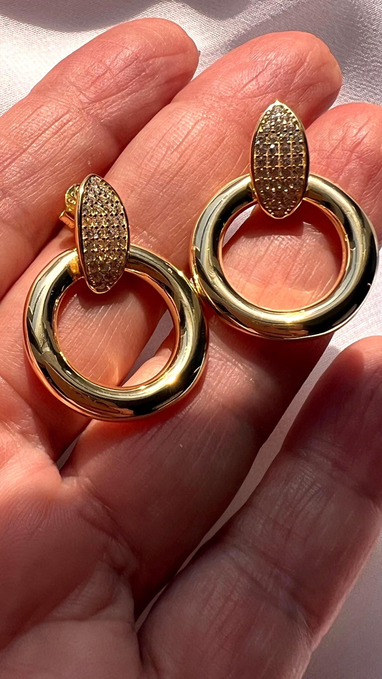 Circle Dangle Earrings,Chunky Drop Earrings,Gold Dangle Earrings,CZ Earrings,Chunky Gold Earrings,Circle Drop Earrings Gift ideas for Her
