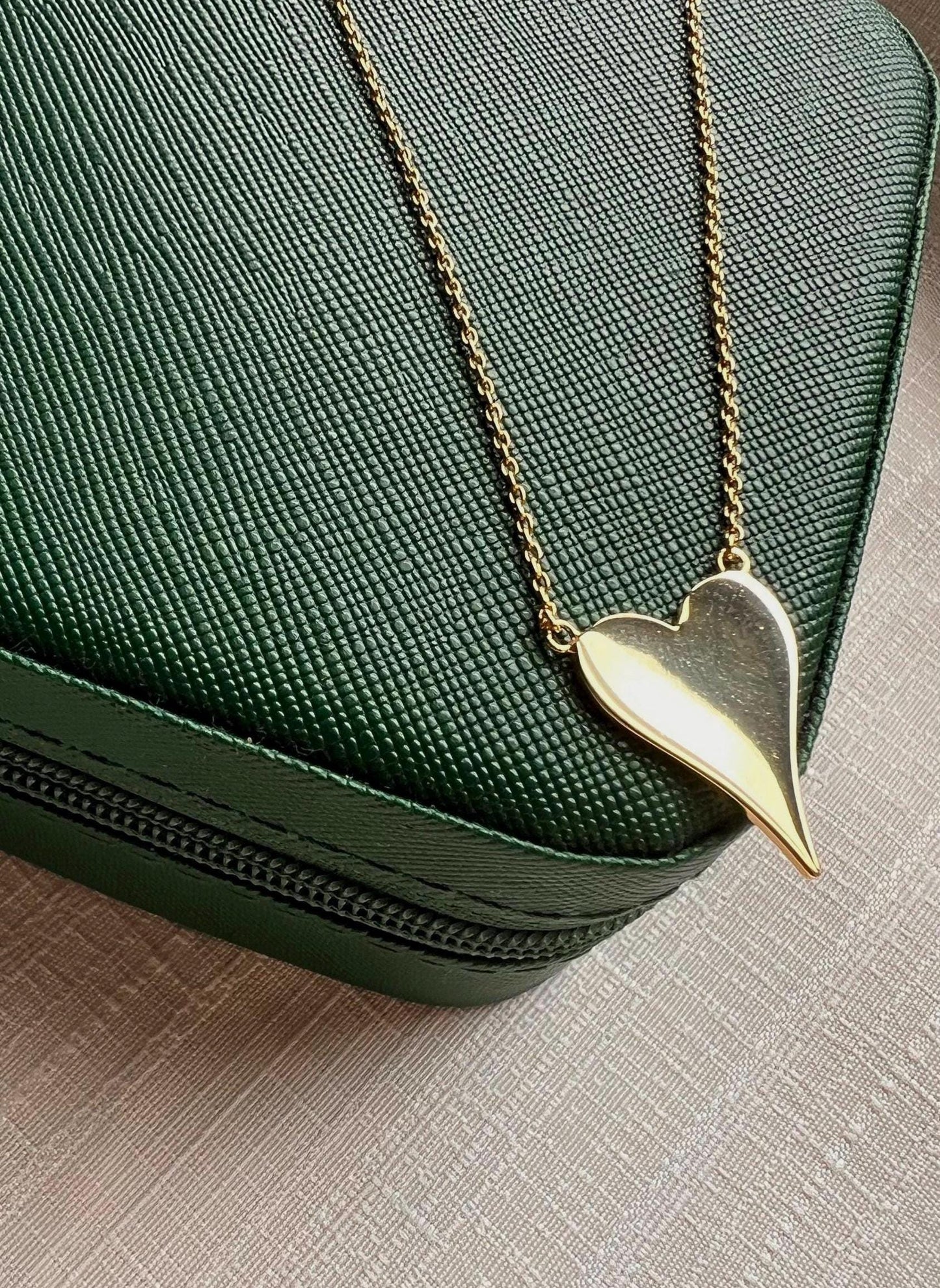 14K Gold Plated Heart Pendant Necklace: Elegant Love Jewelry