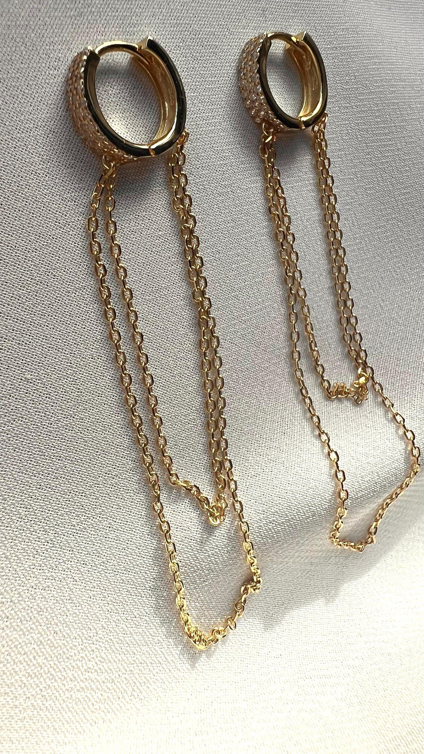 Gold-Plated Chain Dangle Huggie Hoop Earrings,Chain Earrings,Chain Huggies,Chain Drop Earrings,Dangle Drop Earrings,Minimalist Earrings