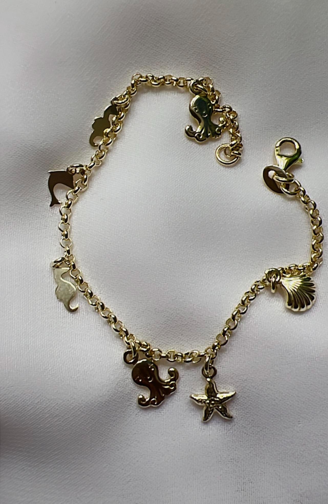 Gold Charm Bracelet Ocean Charm Bracelet,Beach Charm Bracelet Sea Shell Bracelet,Gold Chain Bracelet,Starfish Bracelet,Beach Jewelry