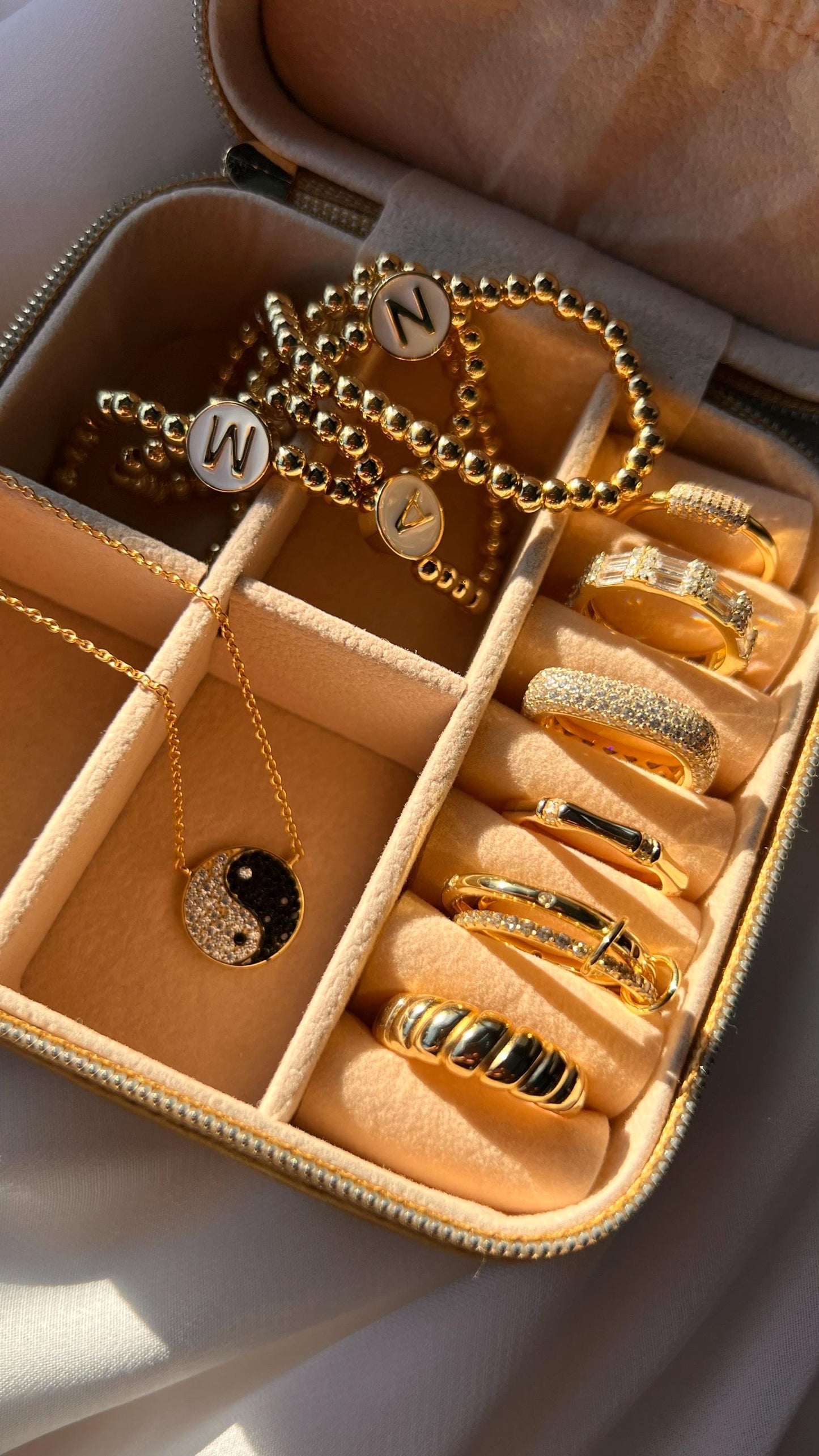 Gold Yin Yang Necklace,Yin Yang Jewelry,Spiritual Necklace,Minimalist Yoga Gift,Protection Jewelry,Dainty Necklace,Balance Jewelry