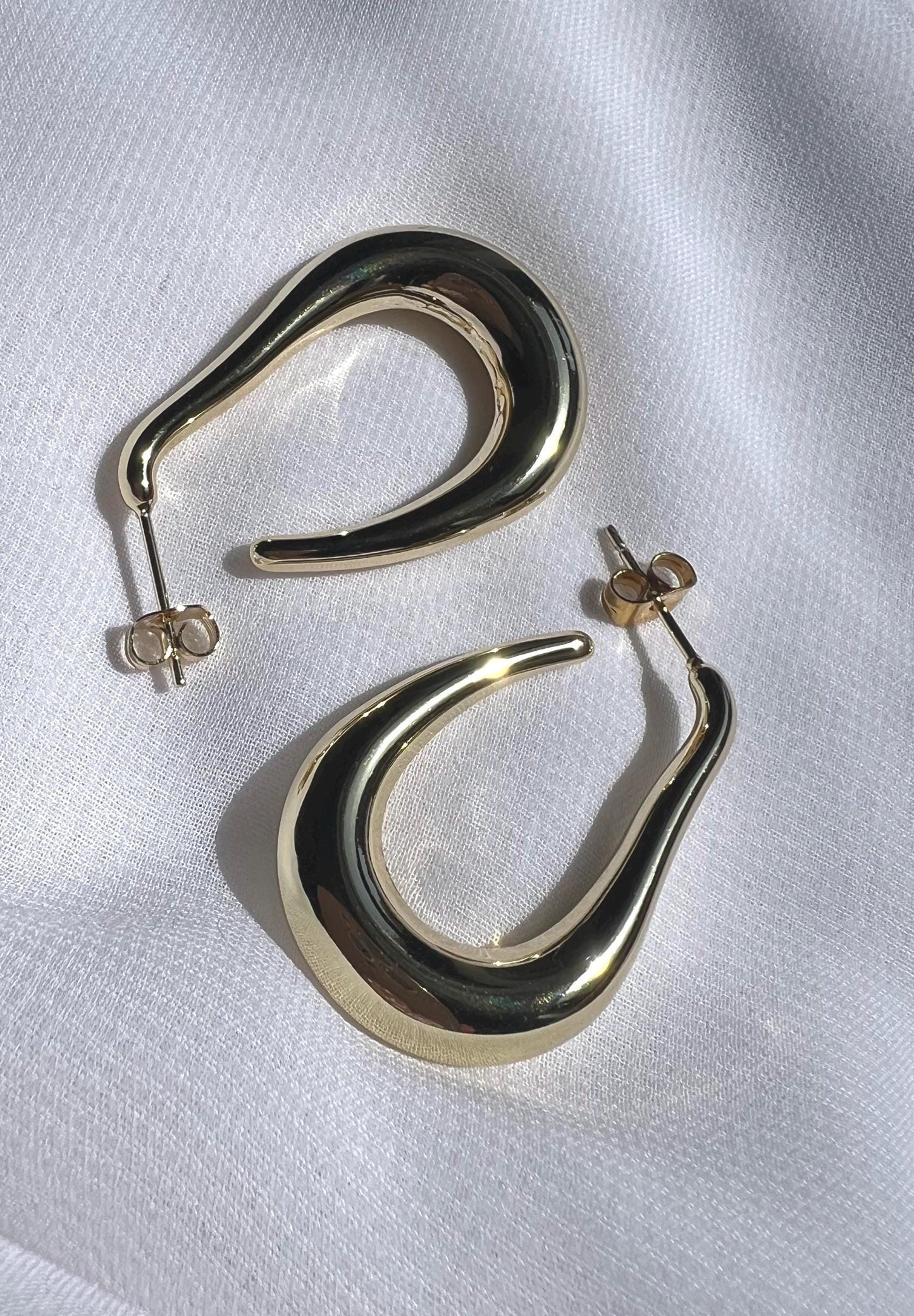 Gold Stainless Steel Oval Hoop Earrings: Chunky Geometric Design