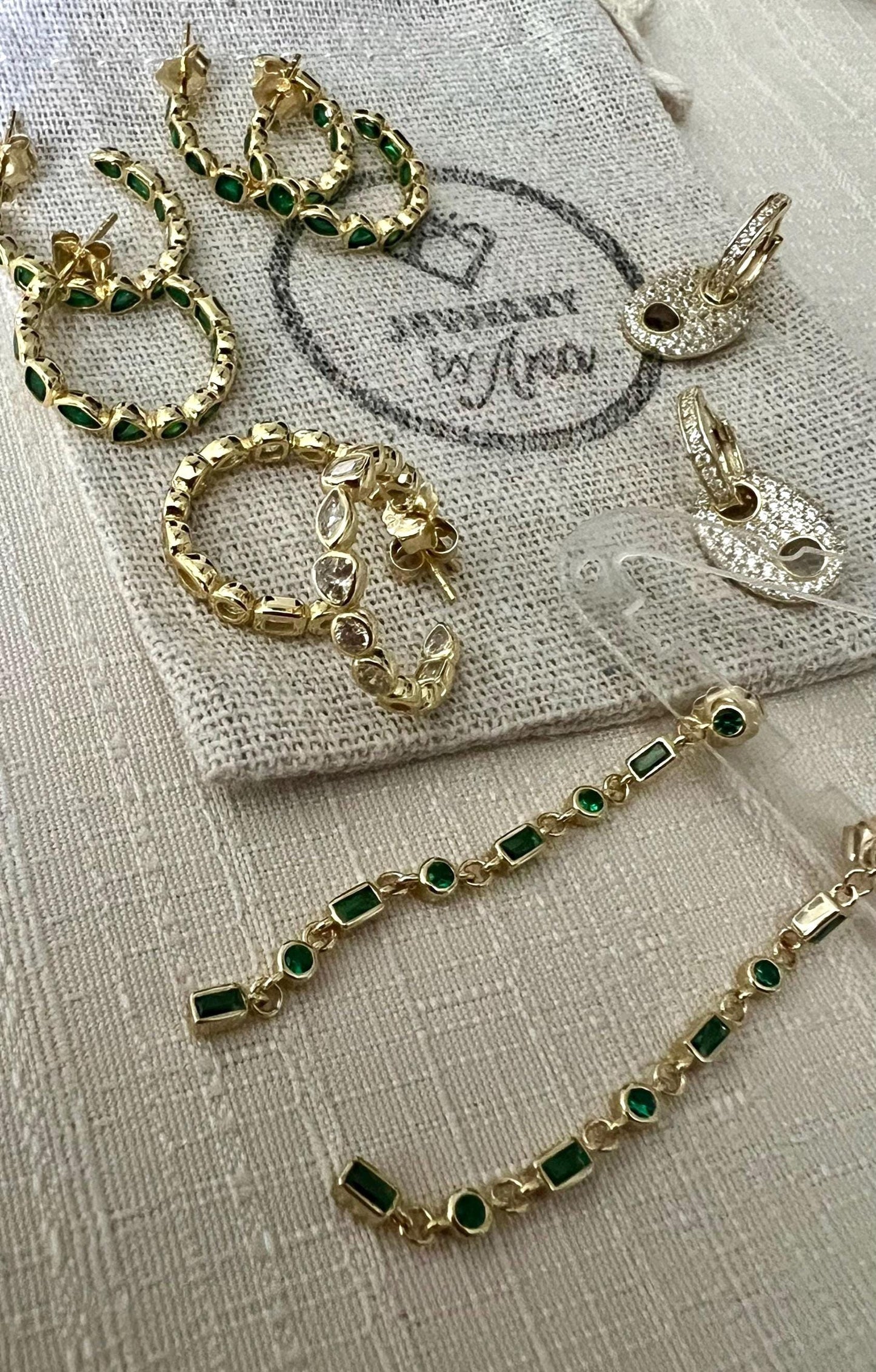 Dangle earrings,Emerald green earrings,gold dangle earrings,dainty earrings,Green gemstone,minimalist earrings,CZ earrings,gift for her