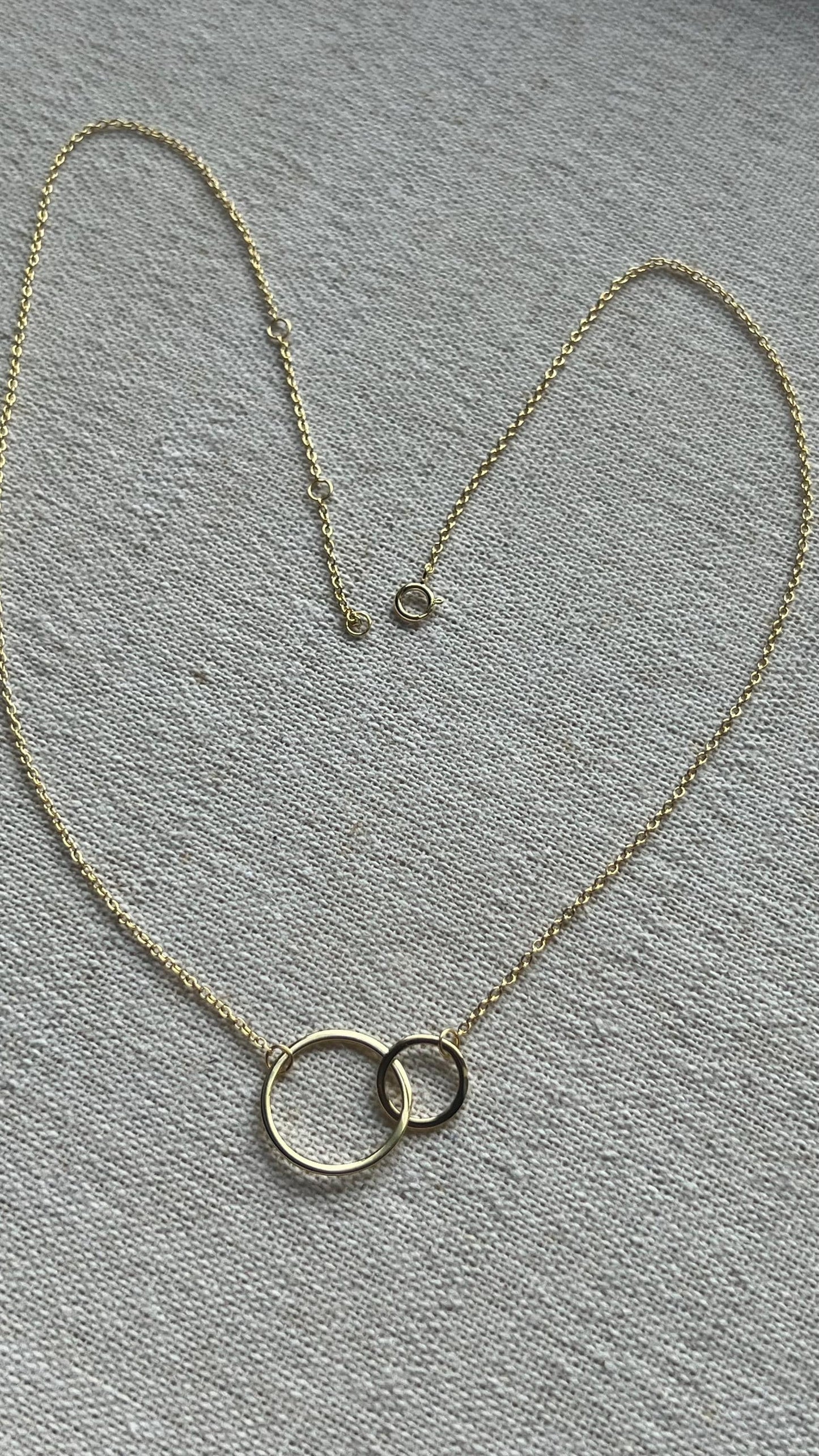 14K Gold Interlocking Circle Necklace: Sterling Silver Minimalist Pendant,Infinity Necklace,Friendship Jewelry