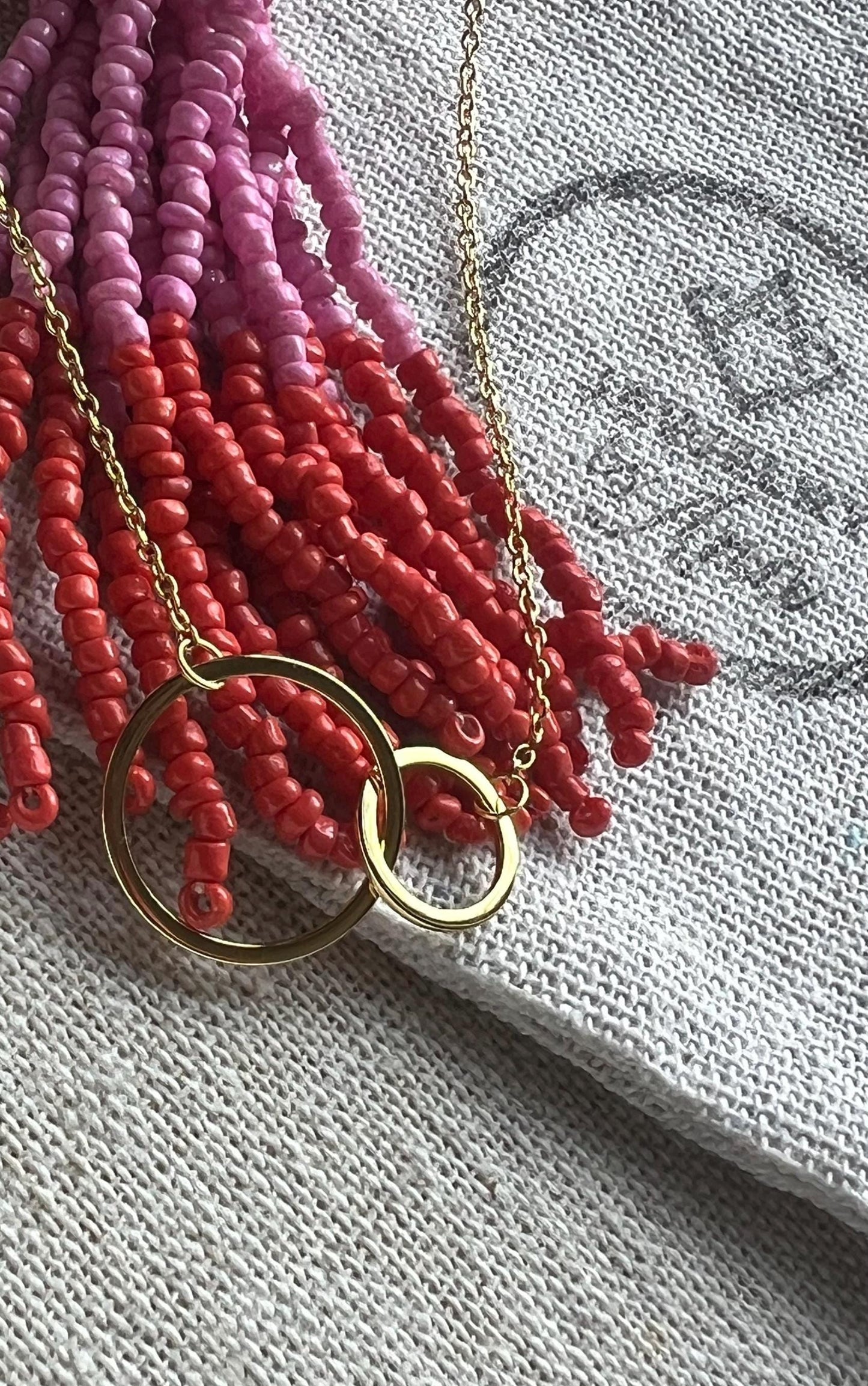 14K Gold Interlocking Circle Necklace: Sterling Silver Minimalist Pendant,Infinity Necklace,Friendship Jewelry